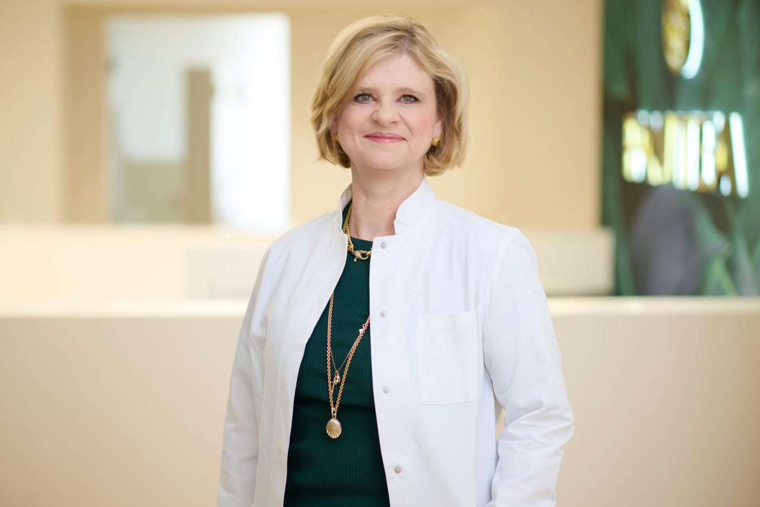 Dr. med. Bettina Demal, Fachärztin für Anästhesiologie und Intensivmedizin