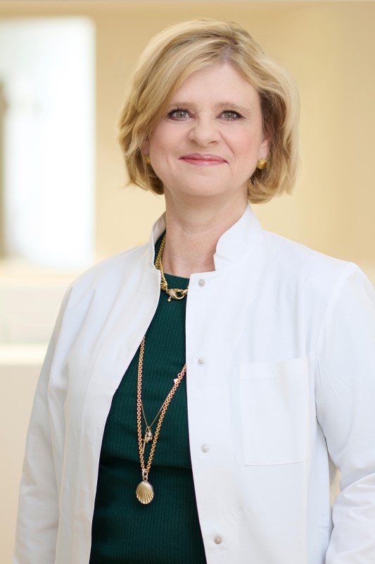 Dr. med. Bettina Demal, Fachärztin für Anästhesiologie und Intensivmedizin